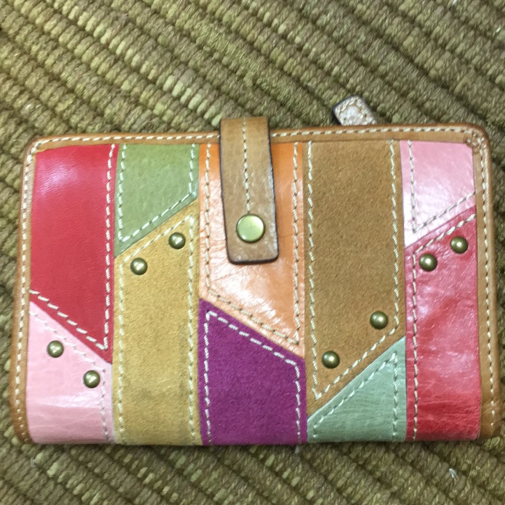 Fossil wallet.